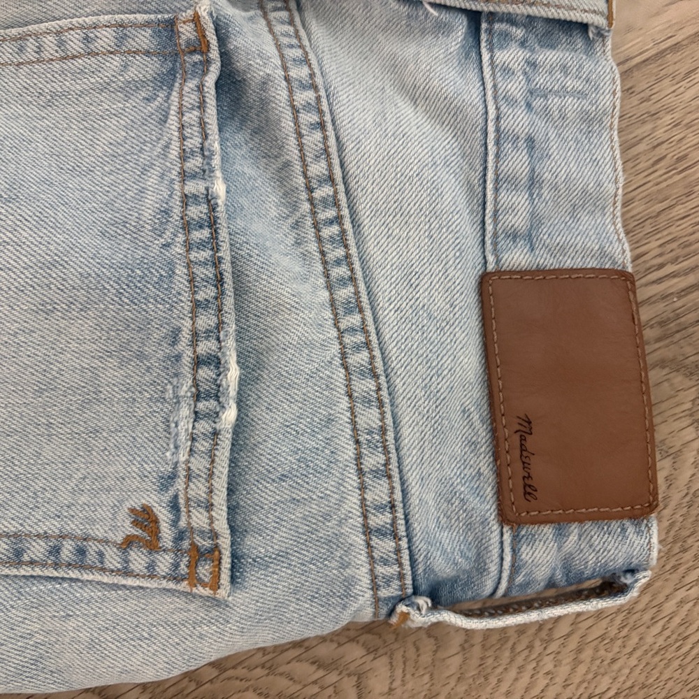 Madewell  The Perfect Vintage Jean Light Wash Denim